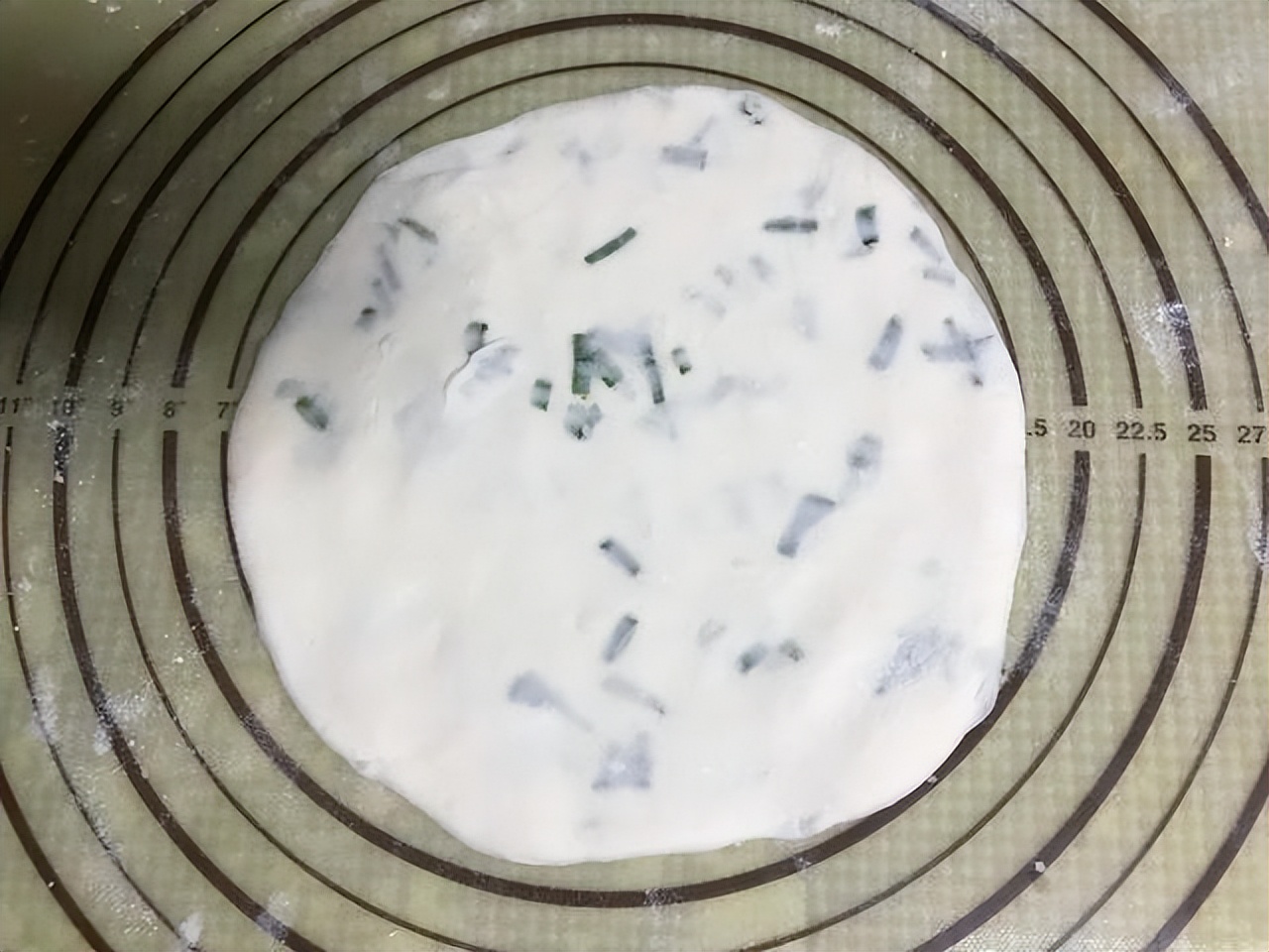 图片[15]-【葱花饼】做法步骤图  酥香层又多 凉了也不硬-起舞食谱网