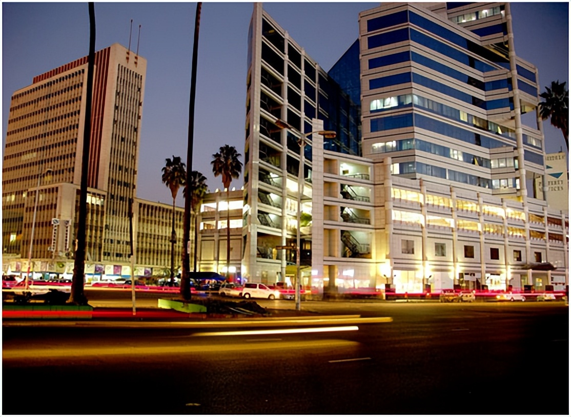 津巴布韦监管机构批准运营商上调资费