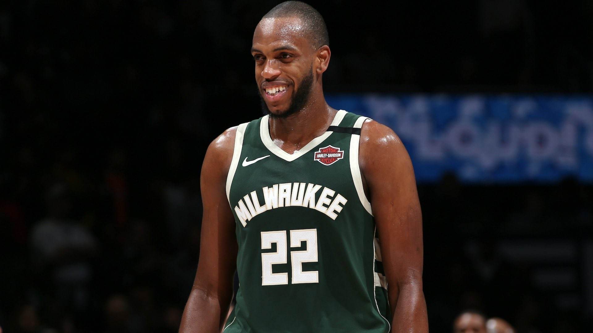 雄鹿队克里斯米德尔顿(字母哥的左膀右臂,雄鹿最稳定的男人,令绿军