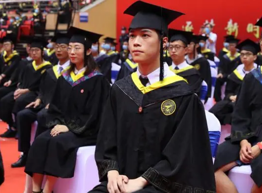 神14顺利升空，谁是航空航天高校的老大？北航、西工大棋逢对手