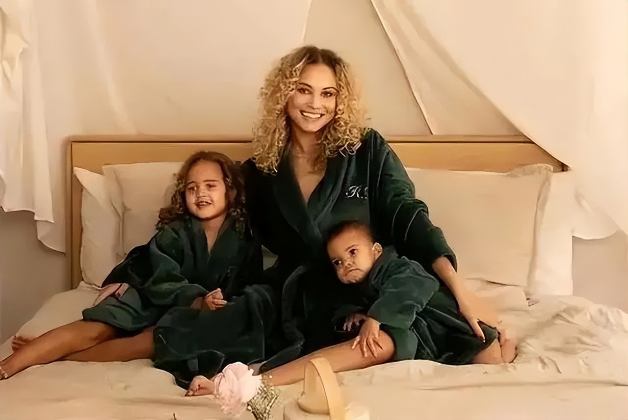 姆巴佩睾丸切除（又是姐弟恋！姆巴佩爱上大四岁辣妈，还曾一度与变性人模特交往）