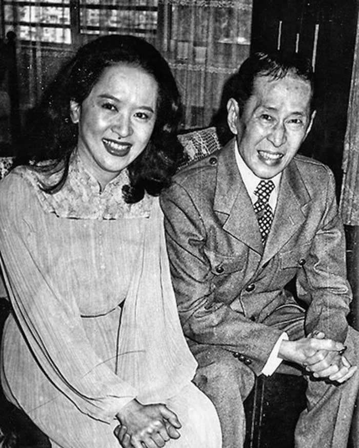 洪金梅：为嫁豪门，她穿了30年塑身衣，丈夫死后却只给她一块钱