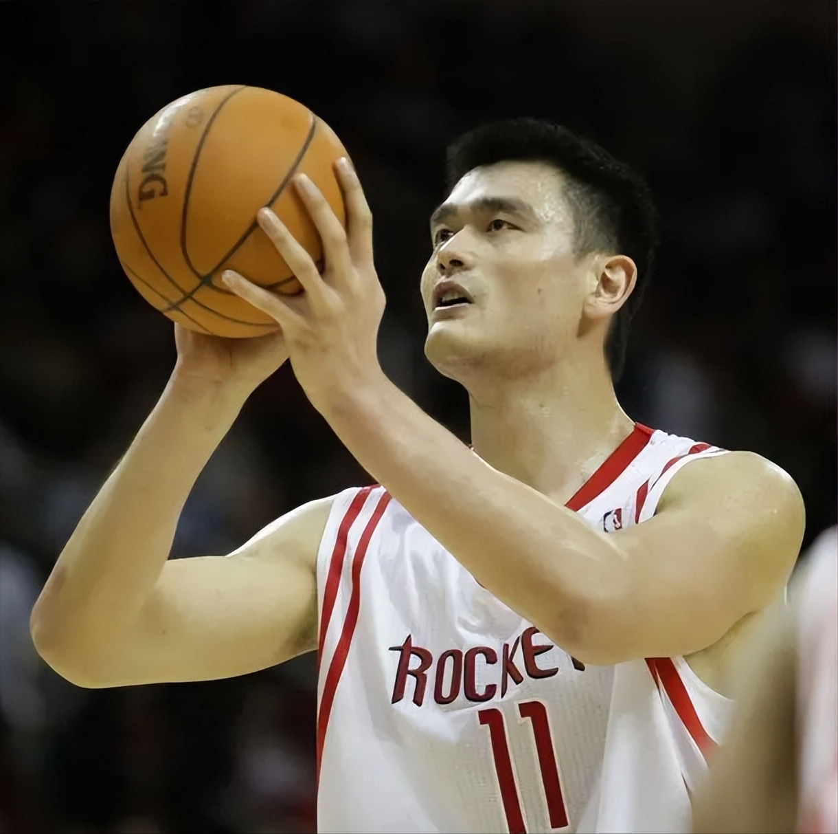 nba中国球员总冠军戒指（中国篮球运动员在NBA的成就最大、收入最高？）