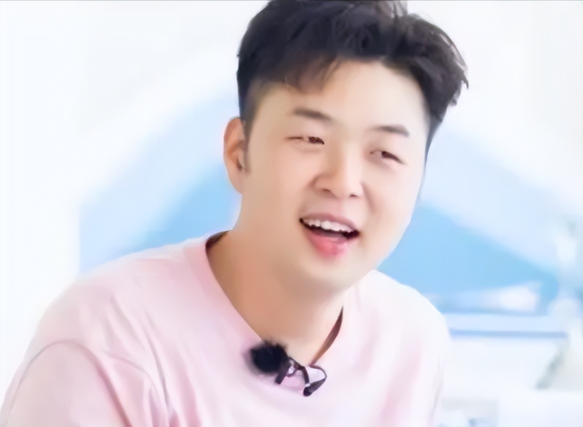 明明有1米8的大高个，但看起来很“矮”的12位男星，个个让人意外