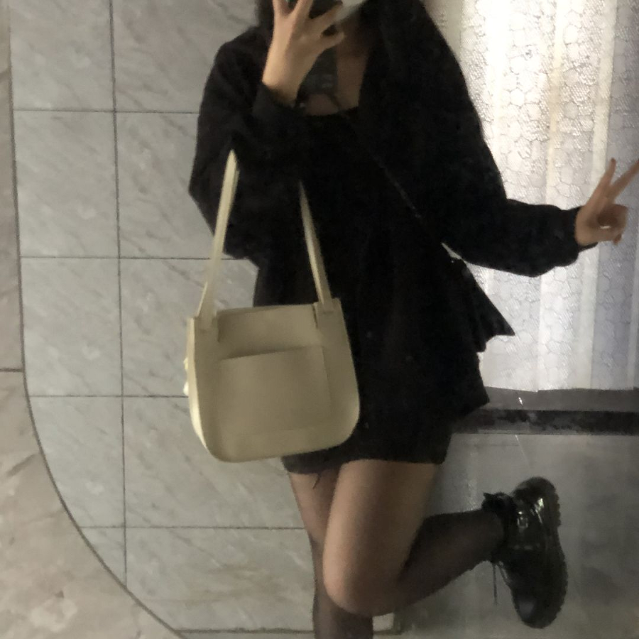 黑丝的几种穿搭风格，为什么女生偏爱黑丝？原因在这