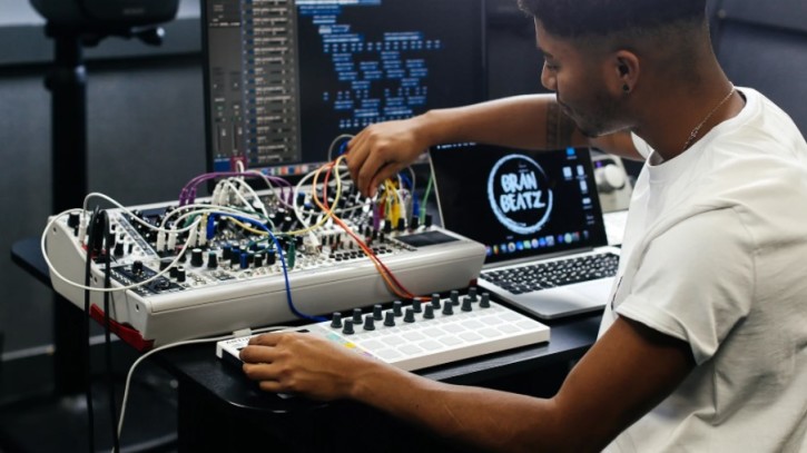 UAL新增多个艺术设计专业，2022 Fall均可申请