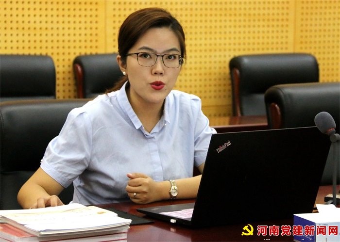 情谊重如山（全文）