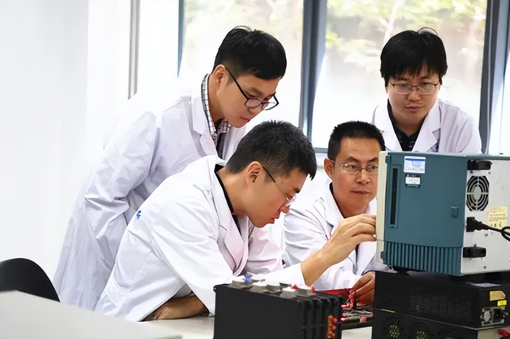 神14顺利升空，谁是航空航天高校的老大？北航、西工大棋逢对手