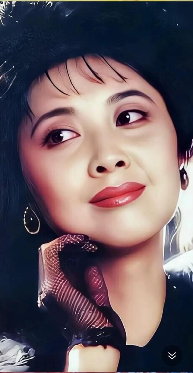 红极一时的朱琳:丈夫原是工人,当年的一个错误决定遗憾终生