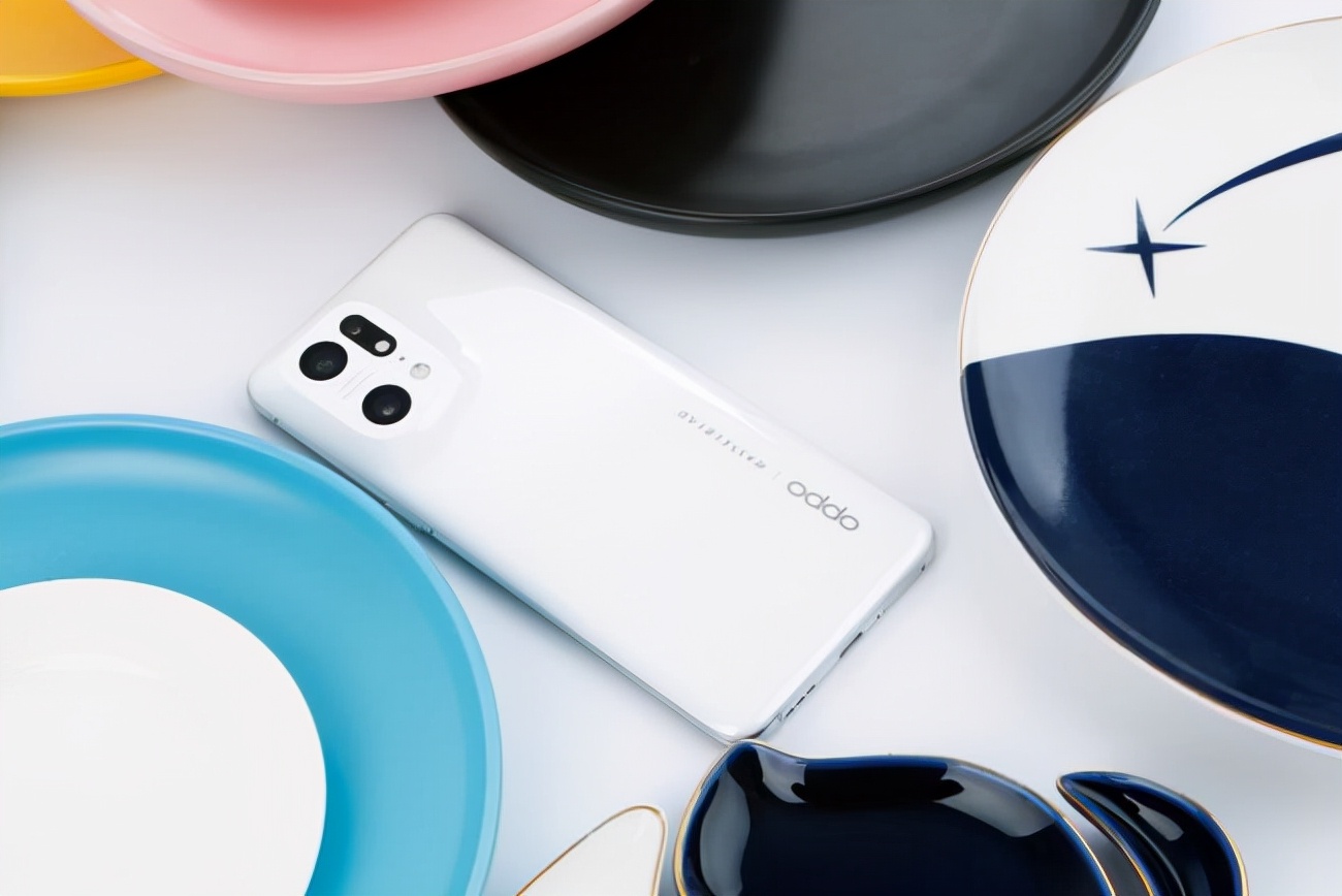 再攀顶峰 不止“一机双芯”——OPPO Find X5系列为未来影像定格局