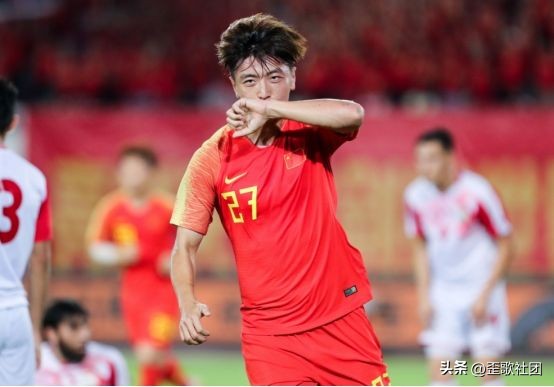 足球进6个叫什么（十万部冷知识：足球赛中进三个球为什么叫帽子戏法？）