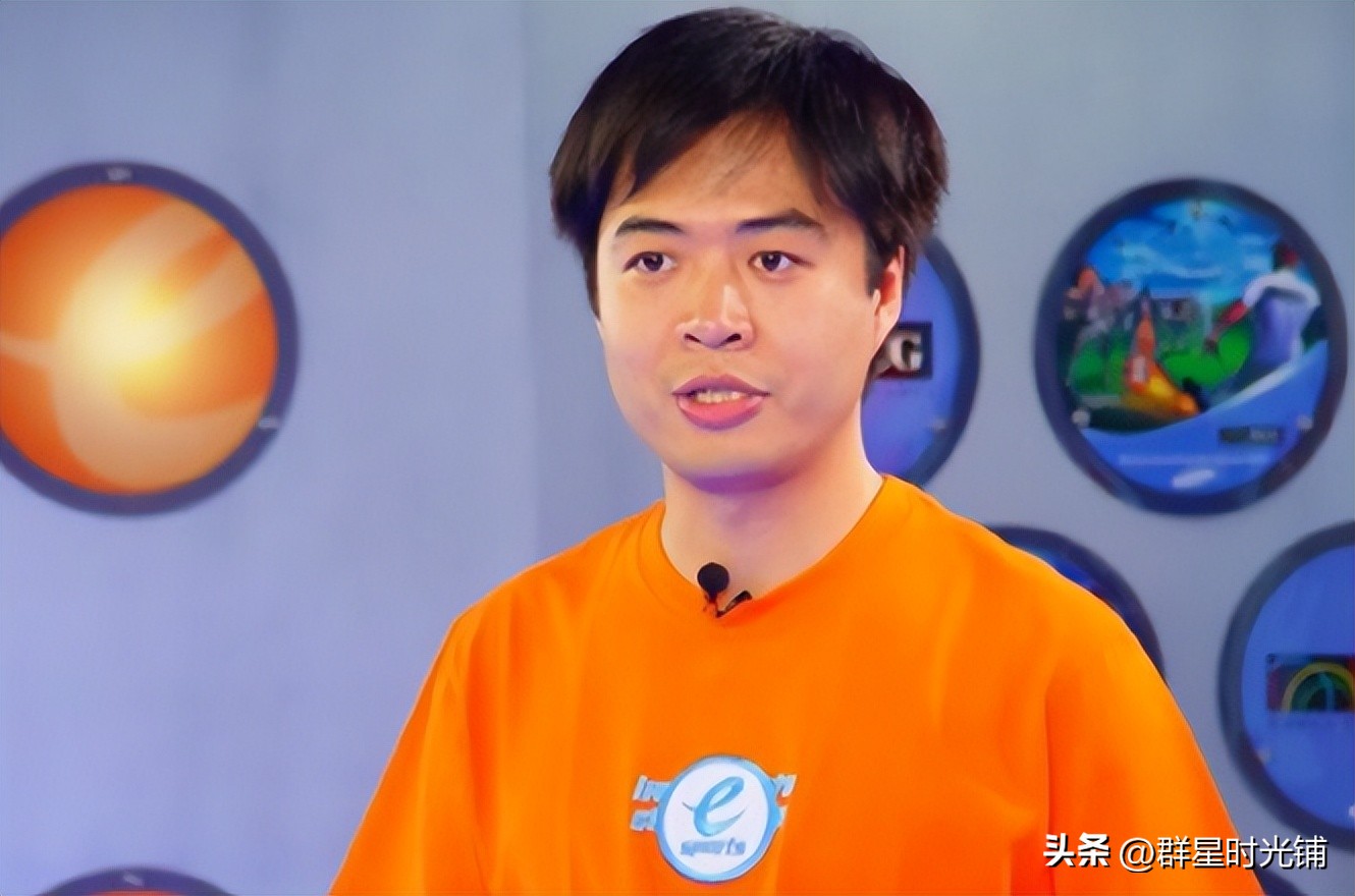 今天体育新闻的主持人(段暄,8年临时工作丝毫不减对足球的热爱,如今