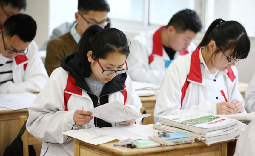 别再说艺考是“高考捷径”啦，高中这4大升学政策，家长需知晓