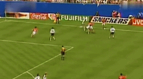 德国和美国世界杯（美利坚世界杯冷门回首：德国队经历黑色3分钟，意大利不敌爱尔兰）