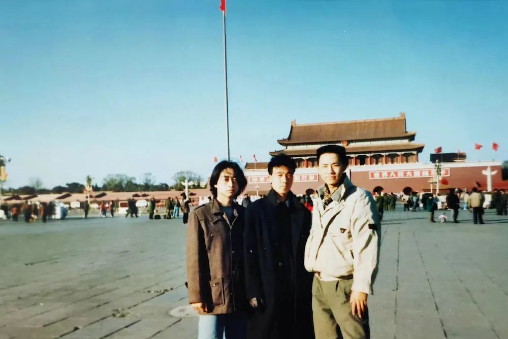 土摇的天花板与最后的乌托邦：吴宁越的布衣岁月 | 正午