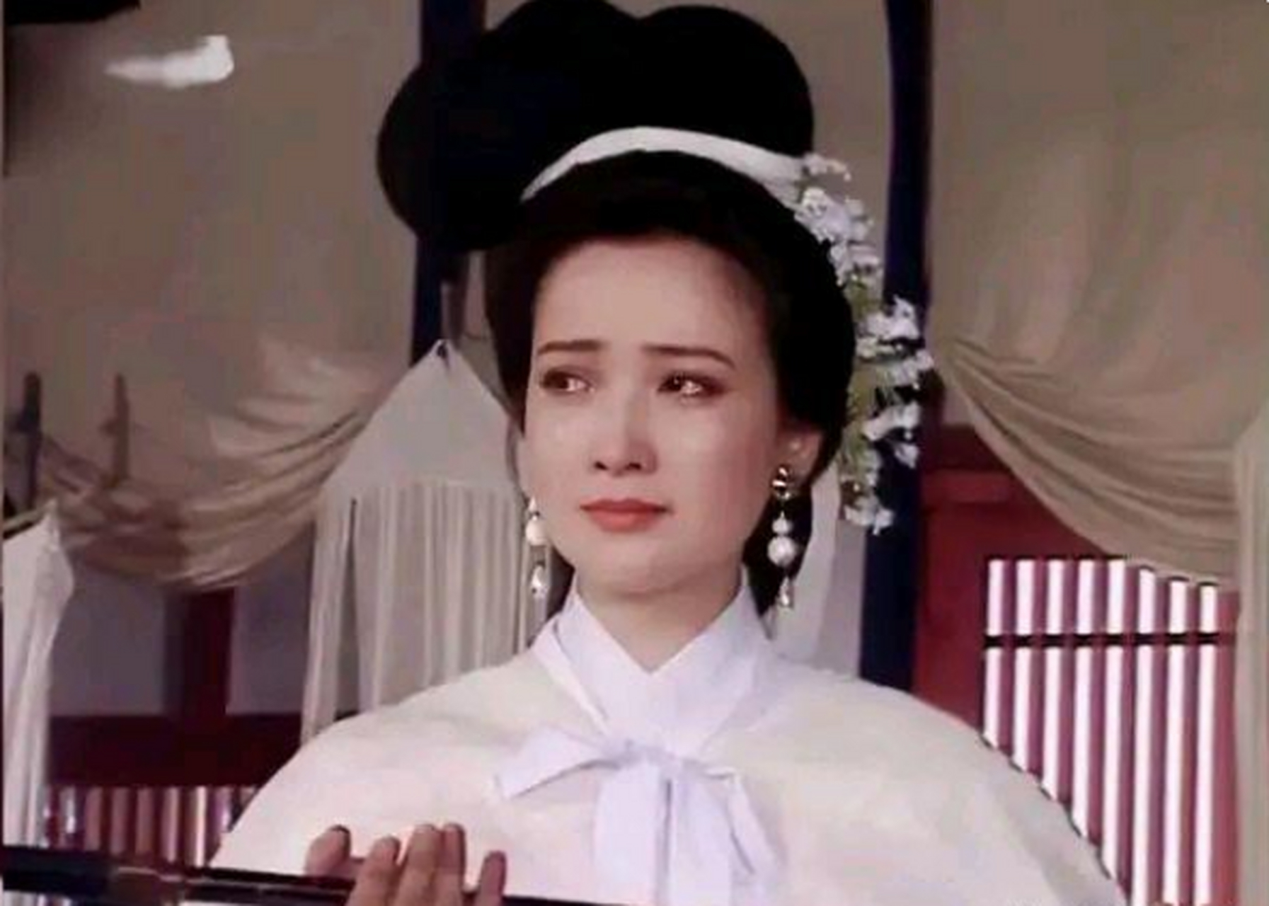 还有在《三国演义》中饰演的天姿国色"小乔"一角.