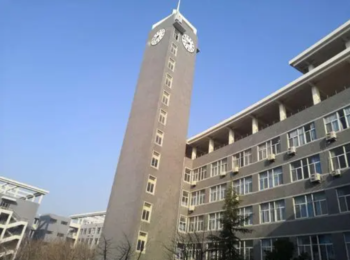 这两所医学院临床医学收分低，性价比很高，中等考生重点参考