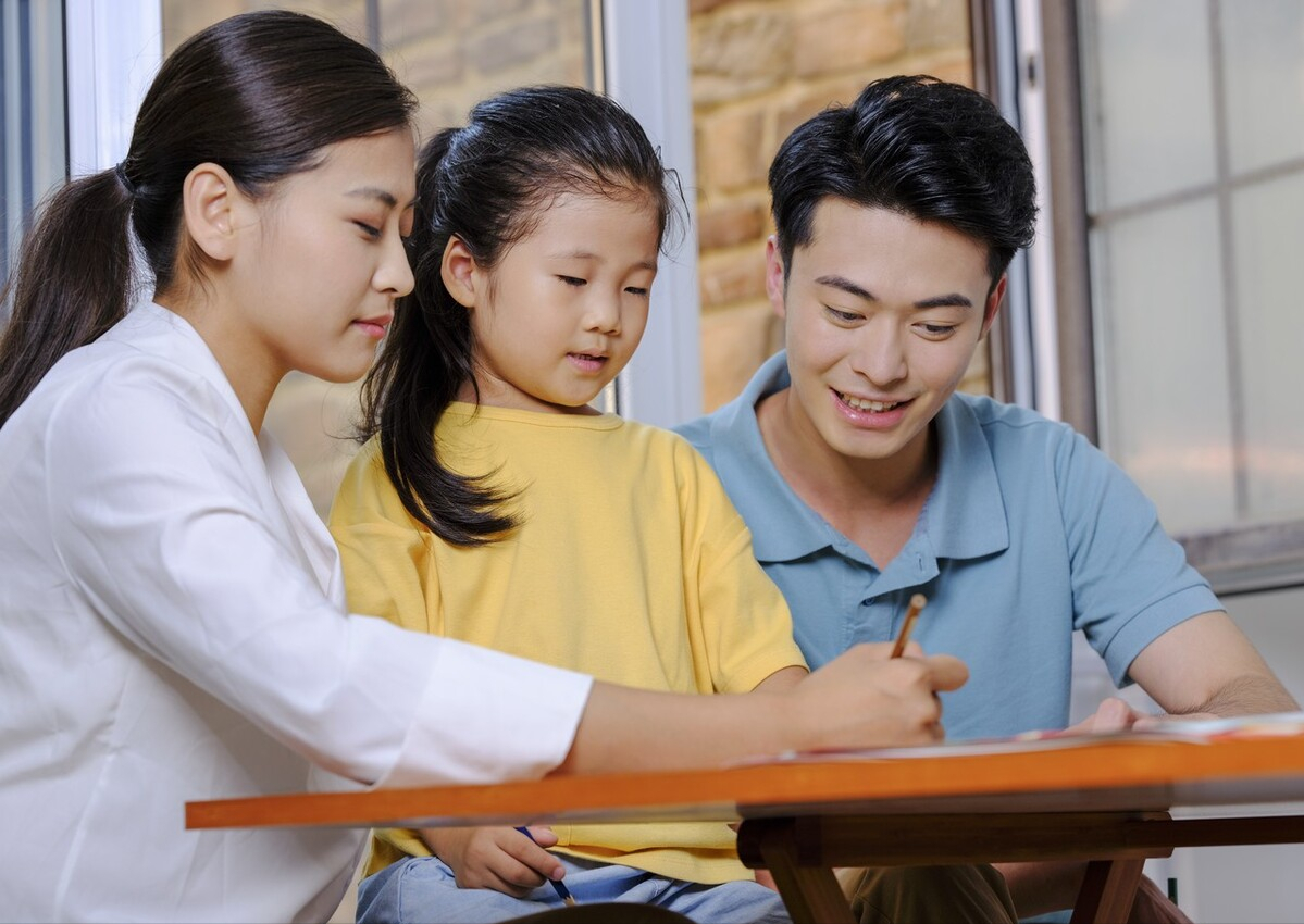 数学老师：“数学成绩好”的孩子，都有4个特征，家长要从小培养