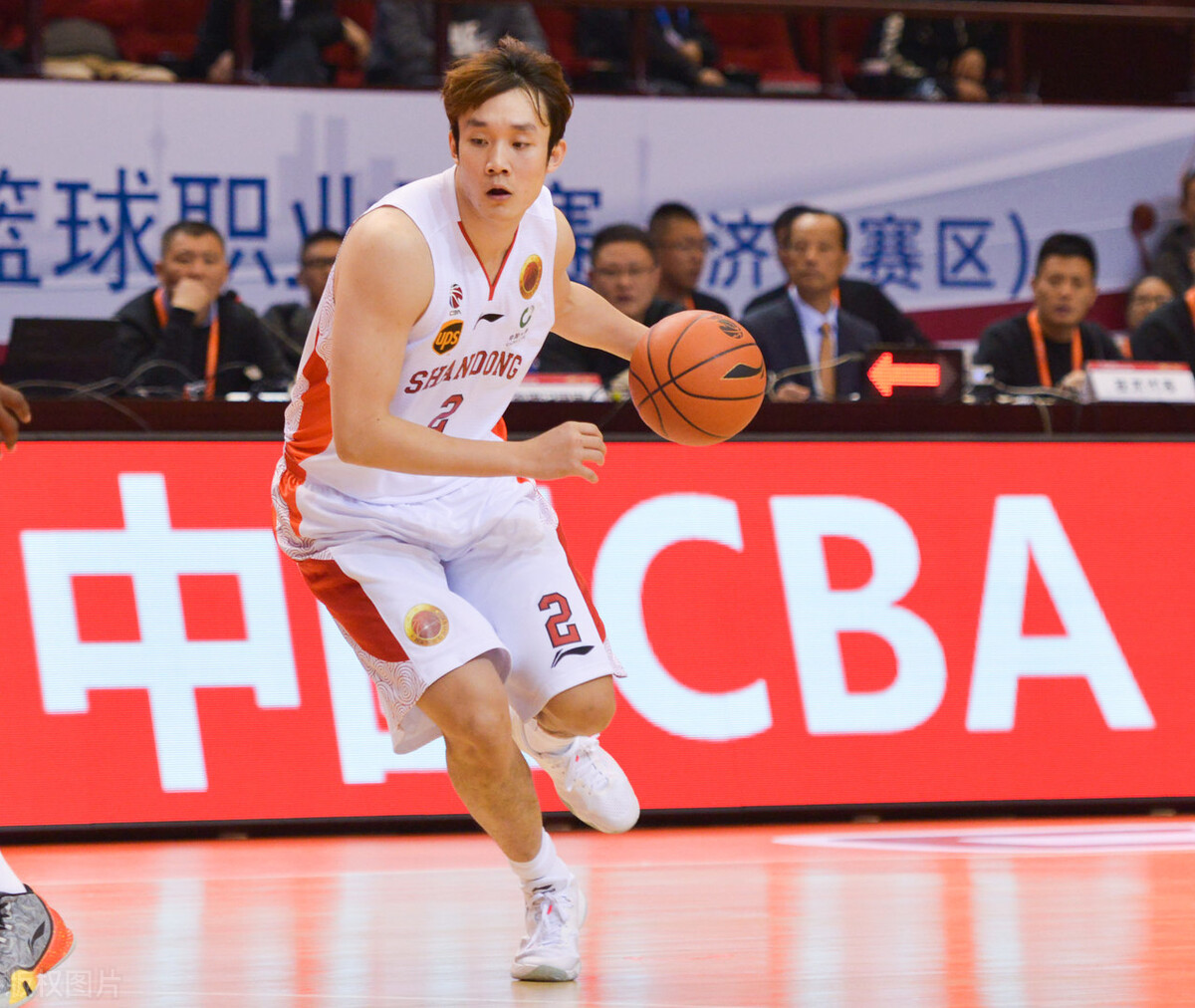 为什么cba季后赛比赛那么少（CBA季后赛已经越来越没有看点了）-华海博客