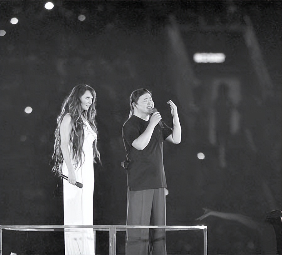 有苦难言的8位明星，多年顽疾缠身，有人成身体缺陷抱憾一生