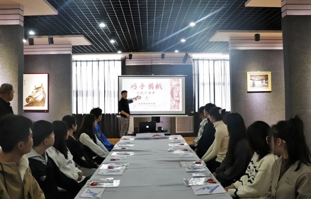 「沧州非遗」沧州交通学院被确定为韩宝菊剪纸艺术教育基地