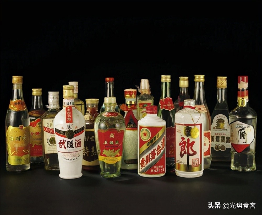 老酒友最爱的几款酱香酒，比茅台便宜，胜在高性价比和优质