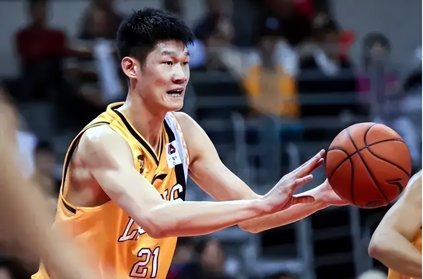 cba的明星球员有哪些(易建联之后，CBA现役24位“天赋”之星，10大新人值得期待)