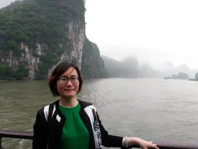 在香港办学、在美国开分公司，这7位女董事长、女教育家，毕业于湖北同所高校