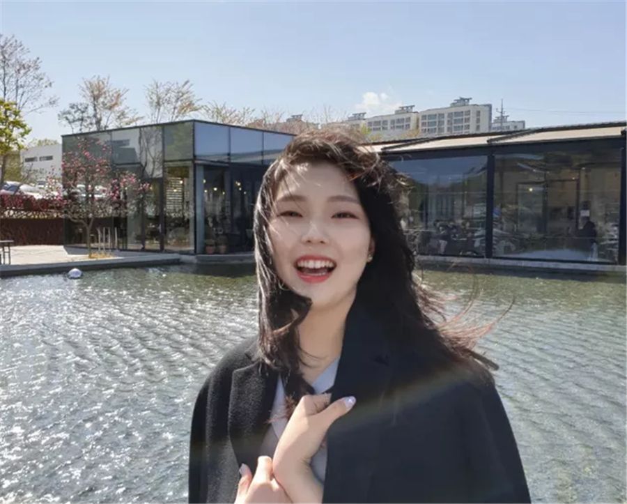 韩国95后女生改造公主房，温馨浪漫装修效果图惊艳亮相