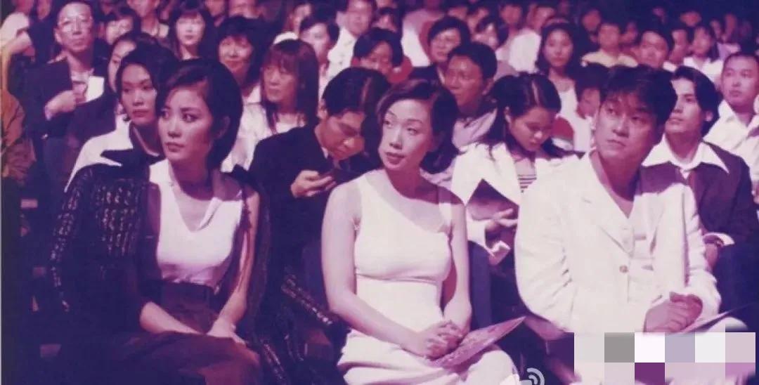 红得快，沉得也快，这8位“风光不再”的明星，如今有人露了原形