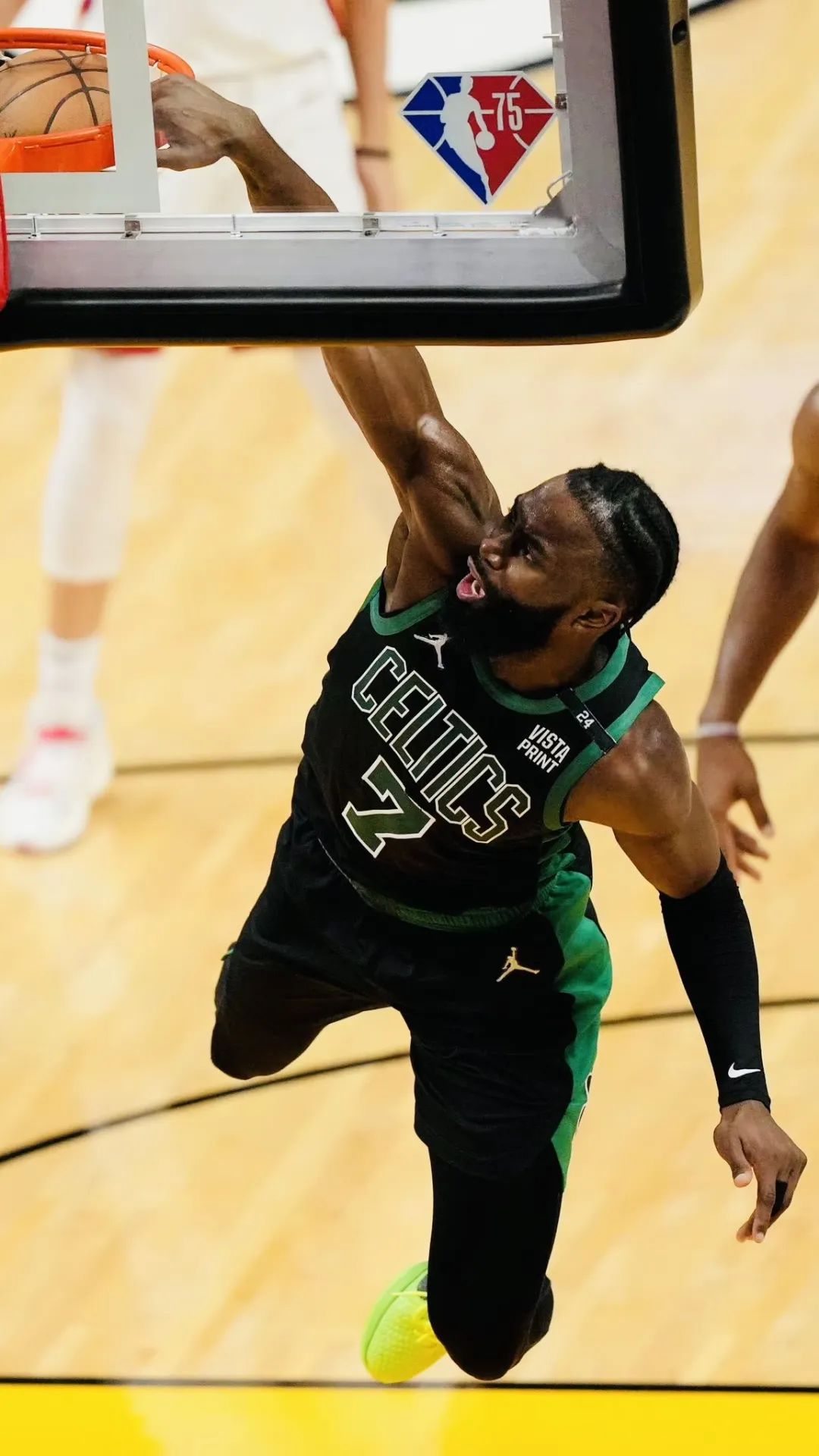 凯尔特人壁纸(「球星壁纸第72期」:东决g5凯尔特人队,请拿走你偶像的