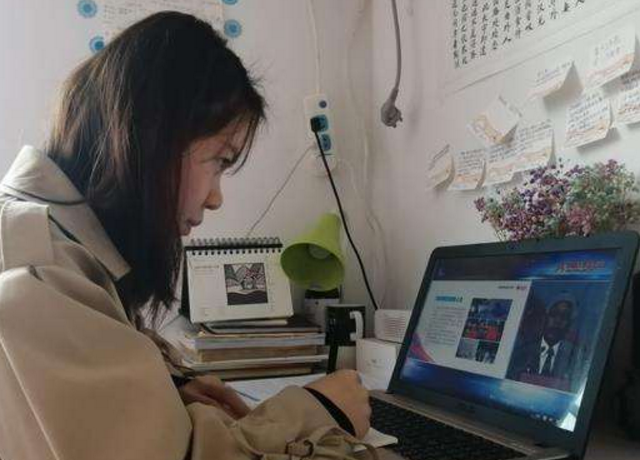 四川多所高校发布暂缓返校通知，大学生悲喜不同，大学的安排不同