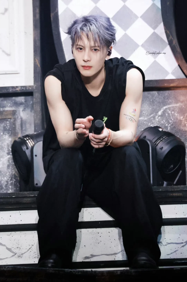 王嘉尔｜嘉尔生图的神，嘎嘎壁纸头像系列