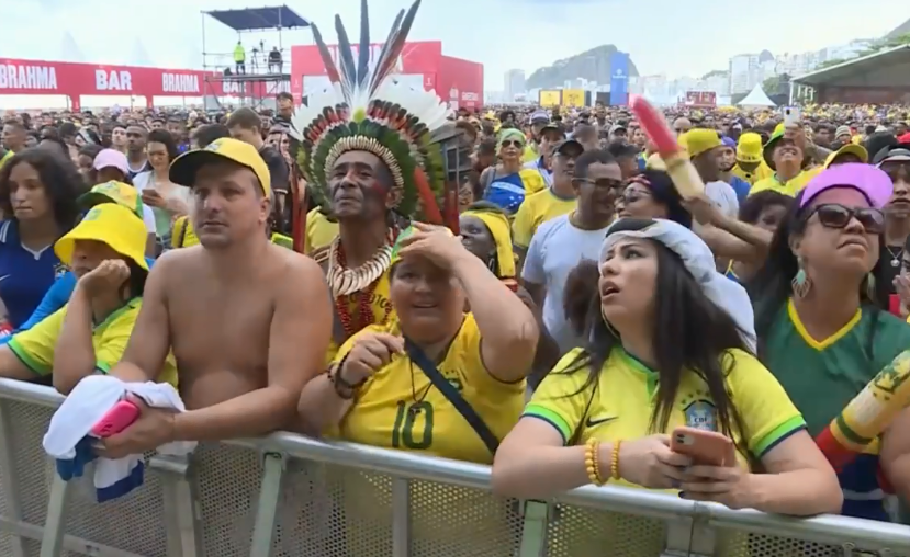 巴西7比1输给德国的阵容（晋级8强！巴西举国欢庆，韩国球迷举牌：别忘记1-7惨案，却被打脸）