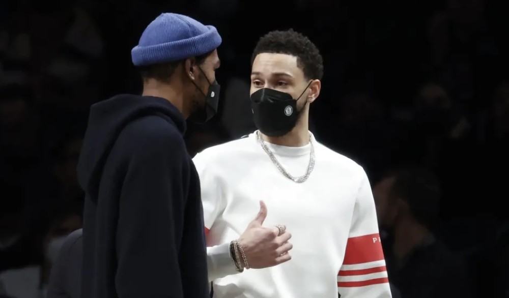 nba球員哪些腰椎間盤突出（西蒙斯，投籃罰球不突出，腰椎間盤突出！球迷：板凳坐久了）