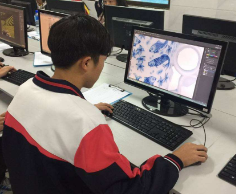 该专业被评为一级学科，用人单位缺口大，薪资待遇高达2万多