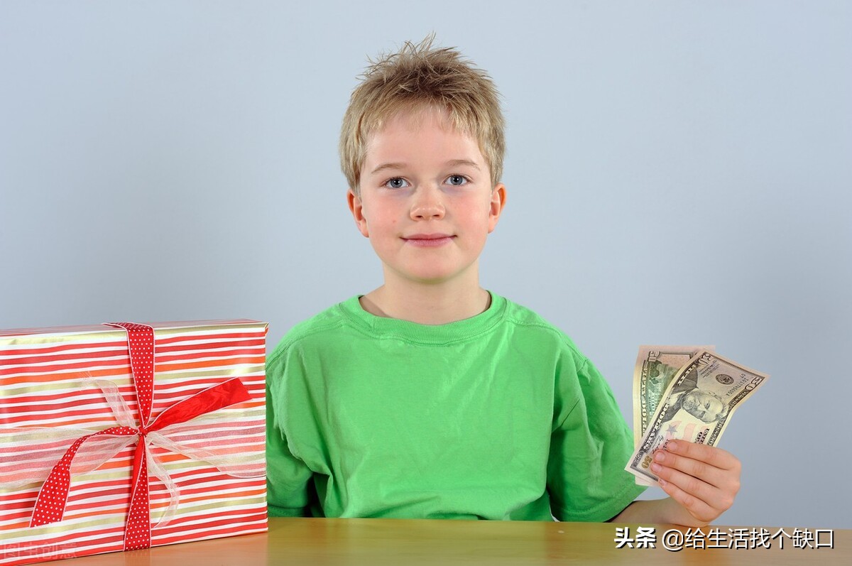 “老师，我对她有好感！”你能相信三年级的小男生会说这句话吗？