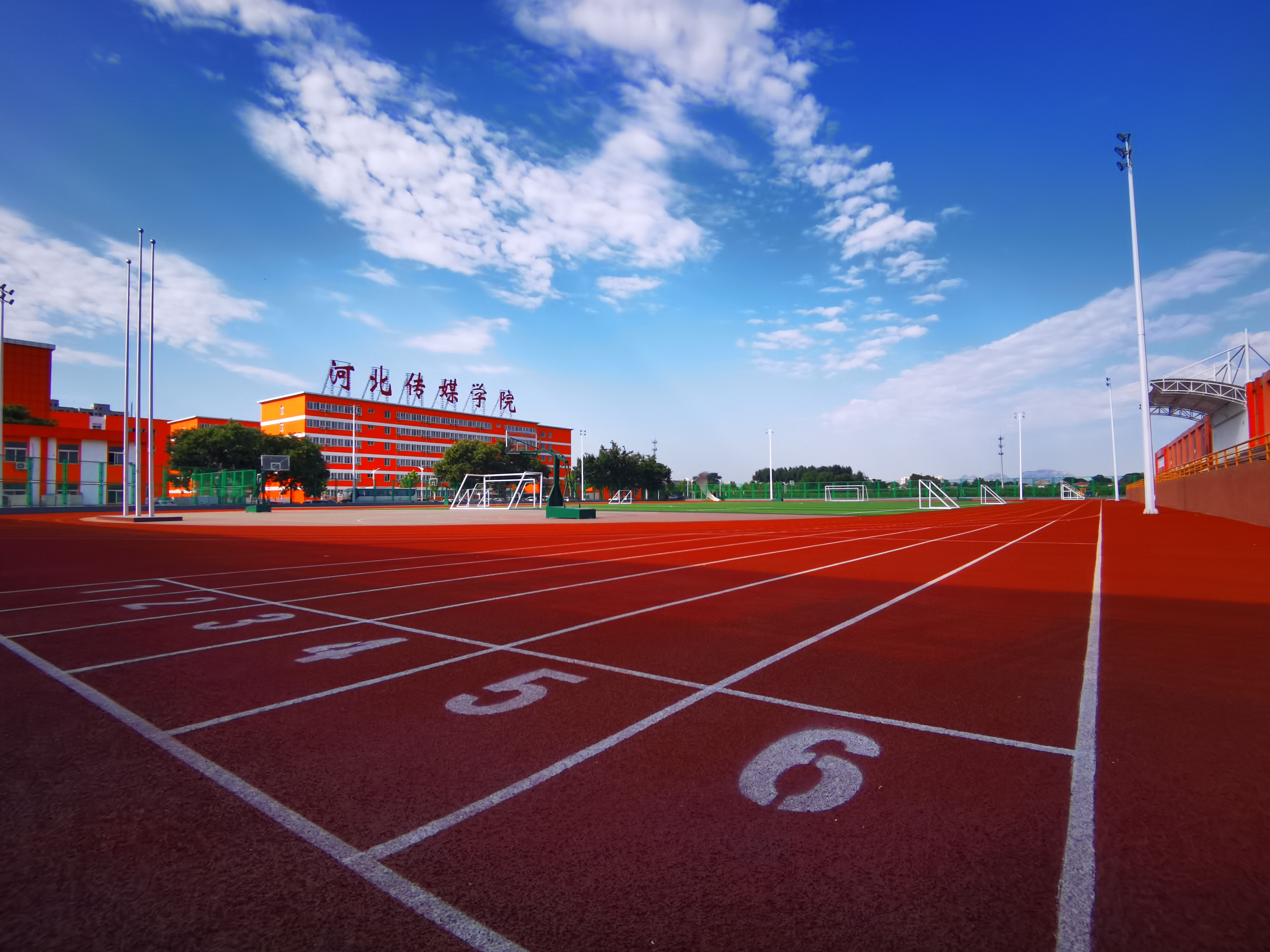 河北传媒学院录取需要多少分？解读2022年艺术类专业招生考试