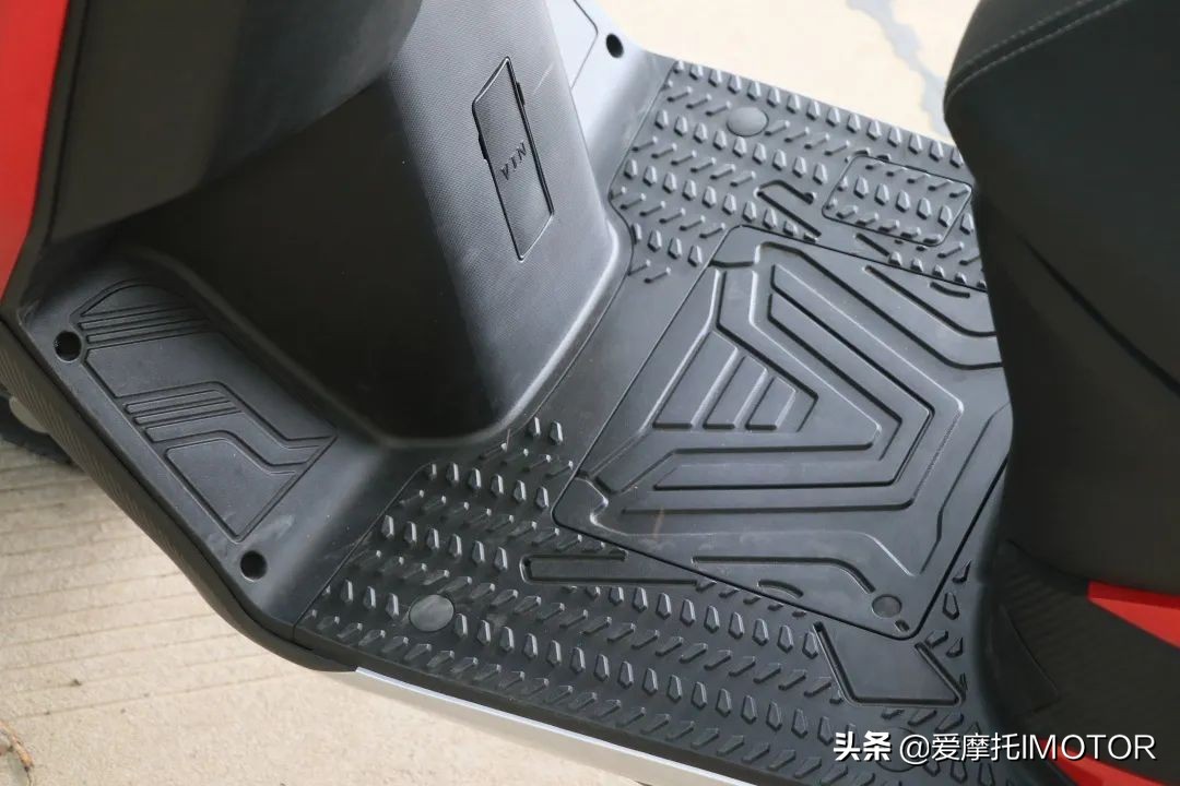 14980元起，带TCS的混动踏板VRF150上市，大阳发布多款踏板车新品