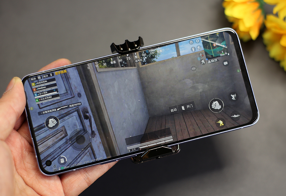 亲民定位，降温便携，奥睿科手机散热背夹