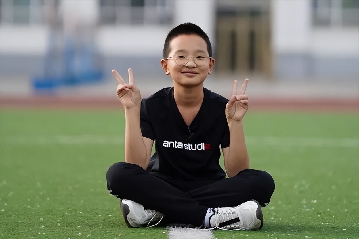 钟美美演电影了！客串人生大事还考倒数第一，网友：挺适合大荧幕