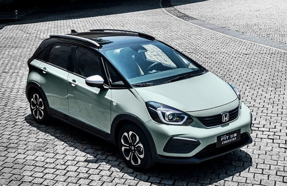 女的开什么车既实用又好看（女生开哪款车合适些）