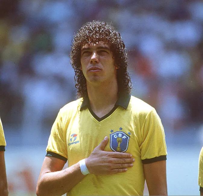 86年世界杯巴西队对西班牙（1986世界杯赛上的桑巴军团-巴西队）