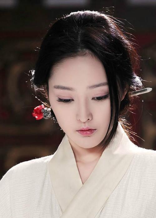 英年早逝的9位女星，个个让人痛惜，最大34岁，最小22岁