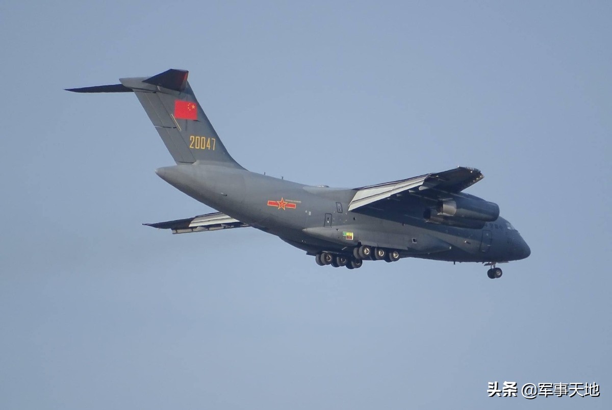 6�ܶ�12�ܣ���ӡս��������ж��Աȣ��Ҿ�ս������Ǳ��Զ��ӡ��