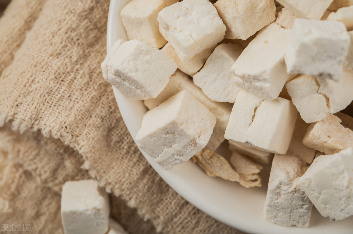 被誉为"四时神药"的茯苓,好在哪里?搭配3种食物祛湿效果加倍