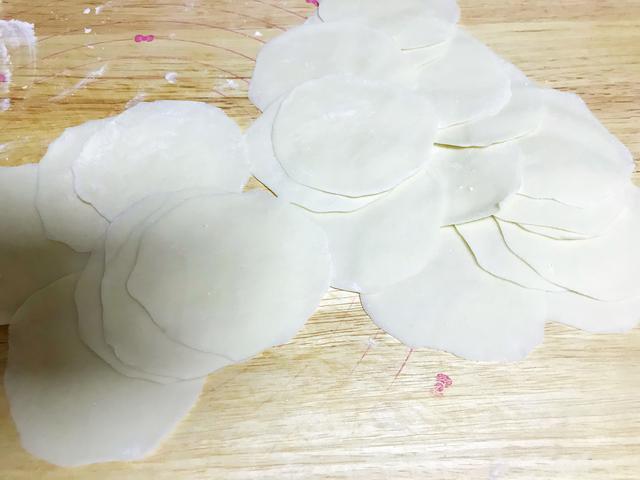 图片[13]-【荠菜饺子】做法步骤图 开春 抓紧吃“春天第一鲜”-起舞食谱网