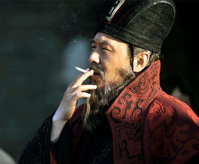 《薤露》：曹操最真挚的挽歌，一句诗说尽普遍的人性