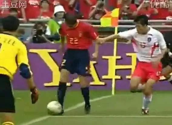 华金世界杯的传球出界（世界足坛五大“窦娥冤”：纯真善良的我们，多多重温这些黑历史）