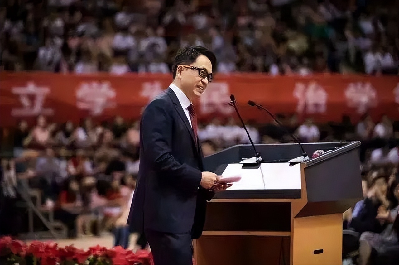 美国加息了，被互联网人推高价格的房子还能坚挺吗？